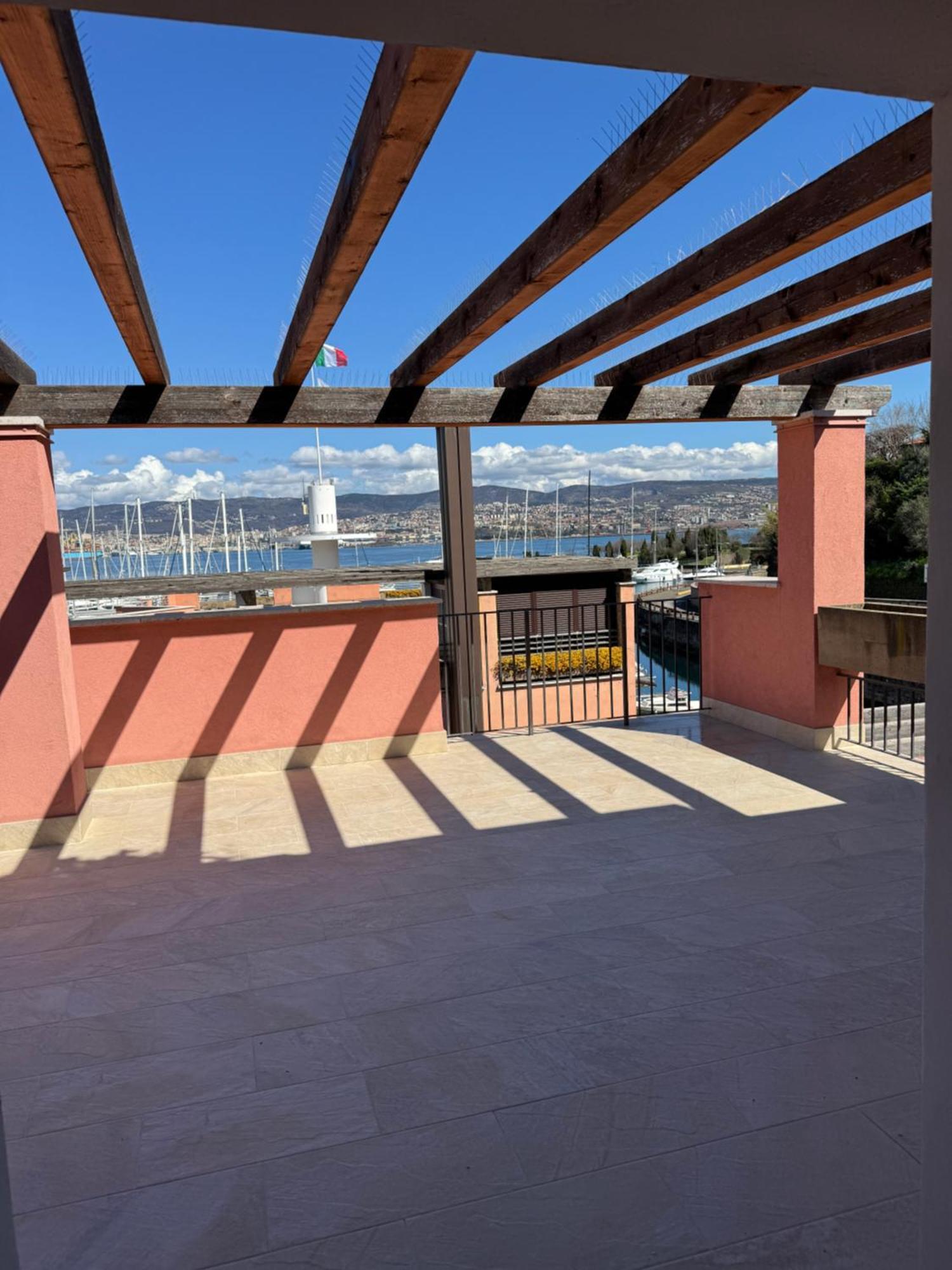Apartment Giulia Múggia Exterior foto
